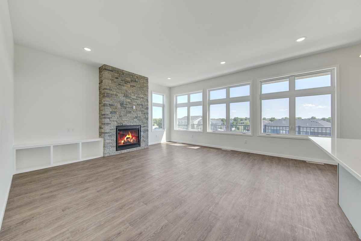 2306 Pleasant View Drive #2306 - Photo 5 of 19