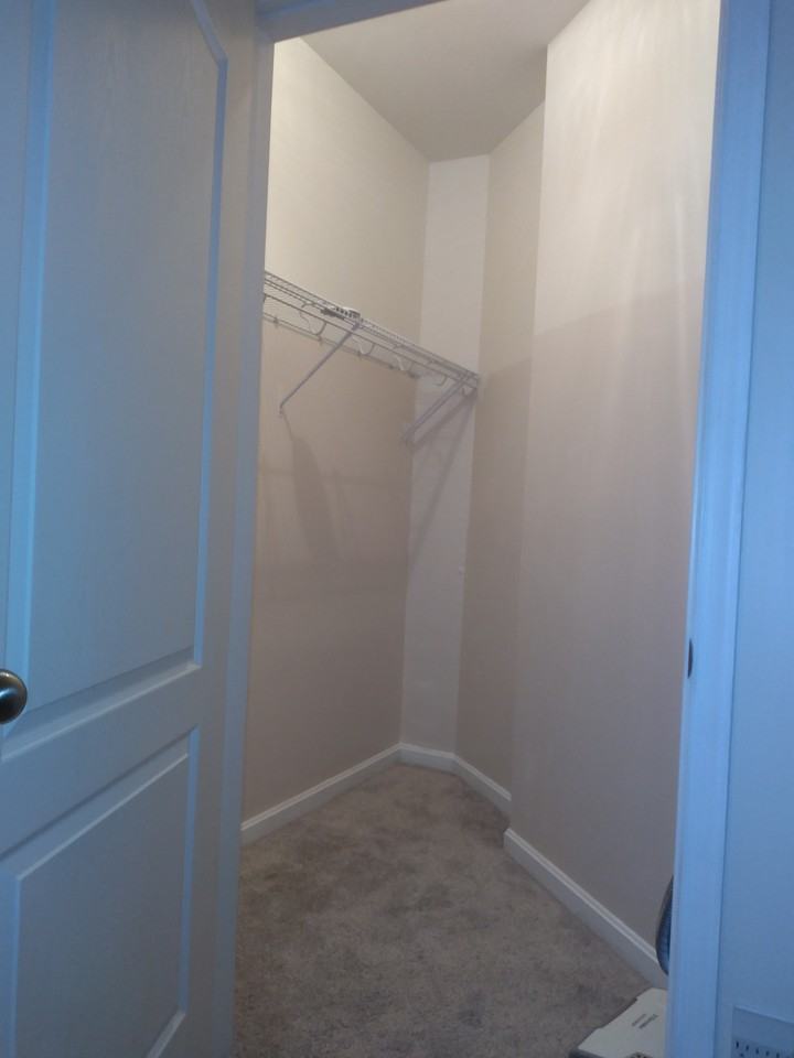 24701 Byrne Meadow Sq #211 - Photo 7 of 37