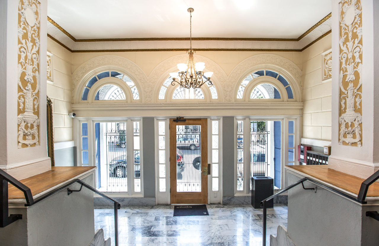 1126 Bush Street - Photo 3 of 4