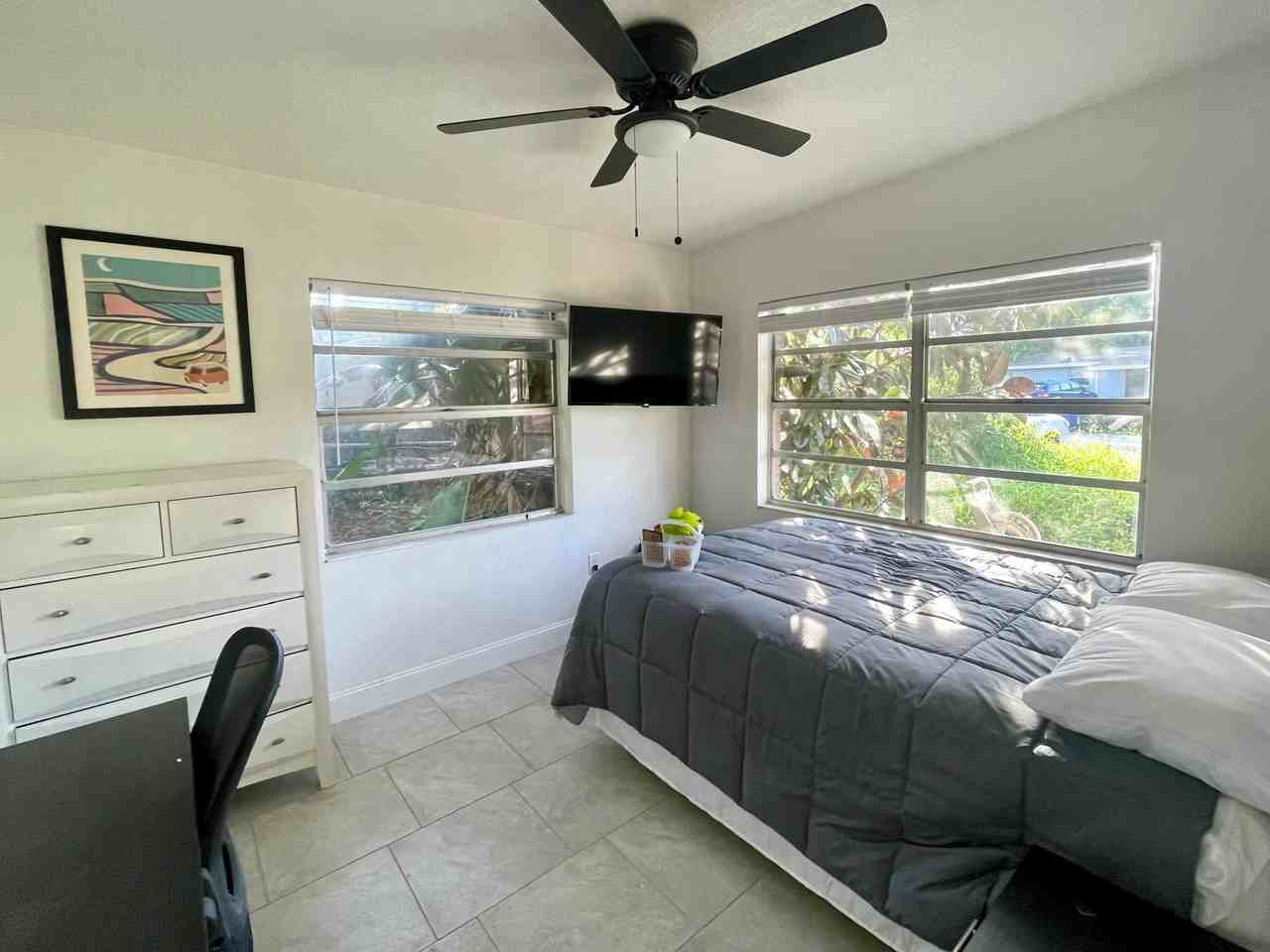 Malcom Rd - Photo 5 of 6