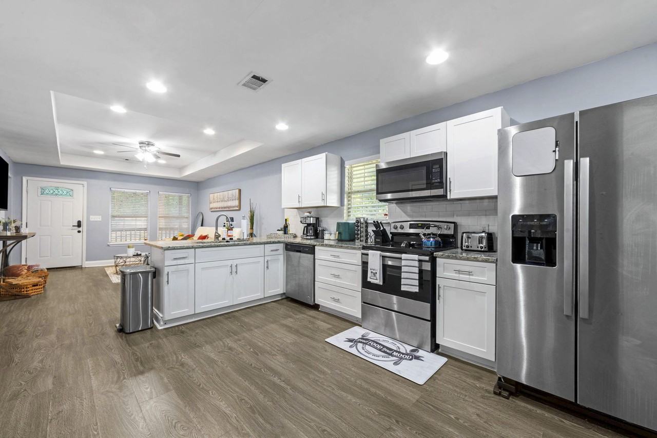 Waters Rd Sw - Photo 4 of 8