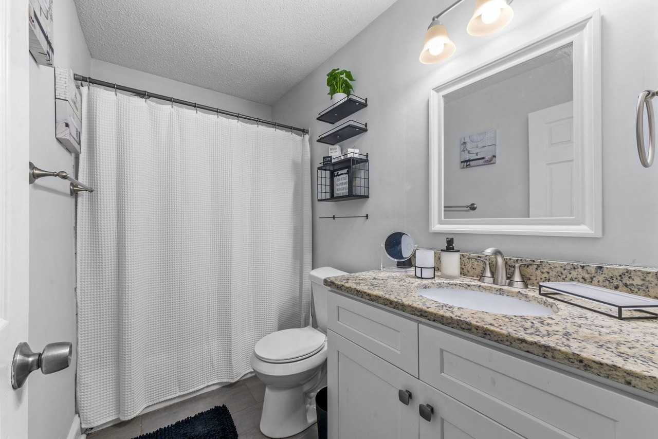 Waters Rd Sw - Photo 3 of 8