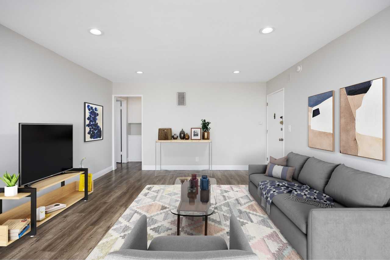 1020-1026 N. Crescent Heights Boulevard - Photo 3 of 19