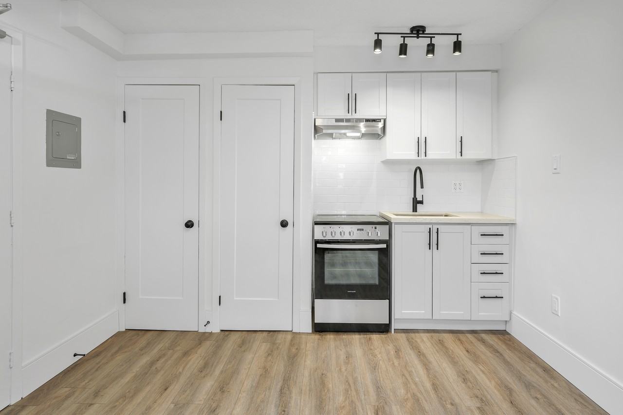 40 Beaty Avenue - Photo 2 of 12