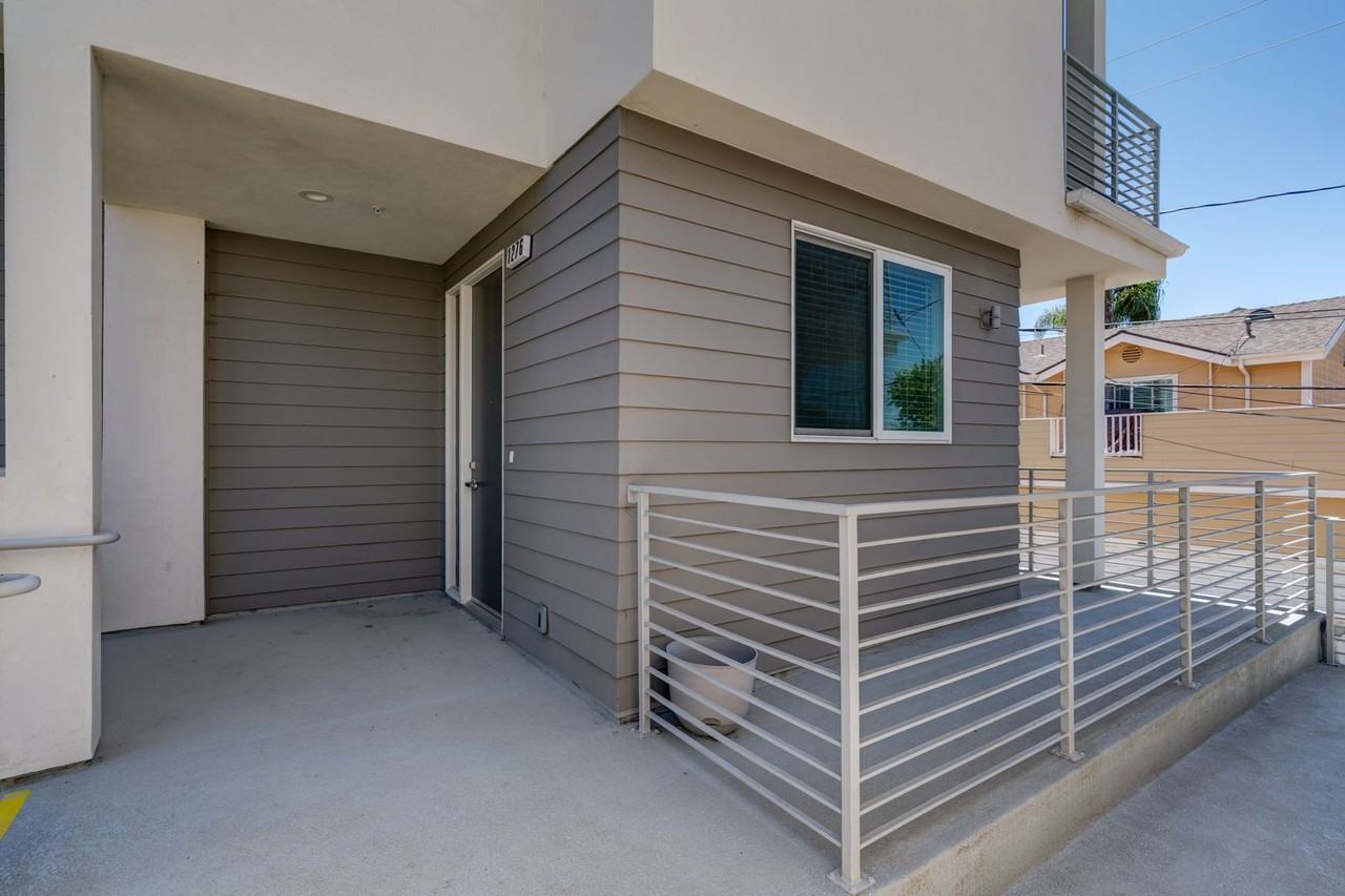 1276 E Santa Clara St - Photo 2 of 17