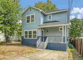 featured image of 2115 E 18th St