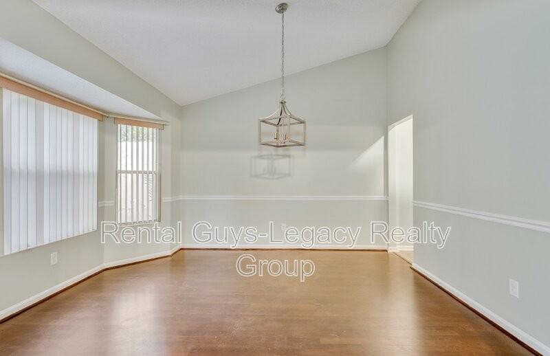 3861 Karissa Ann Pl E - Photo 6 of 17