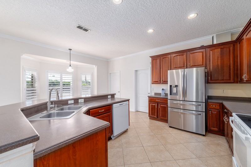 14644 Cableshire Way - Photo 4 of 32
