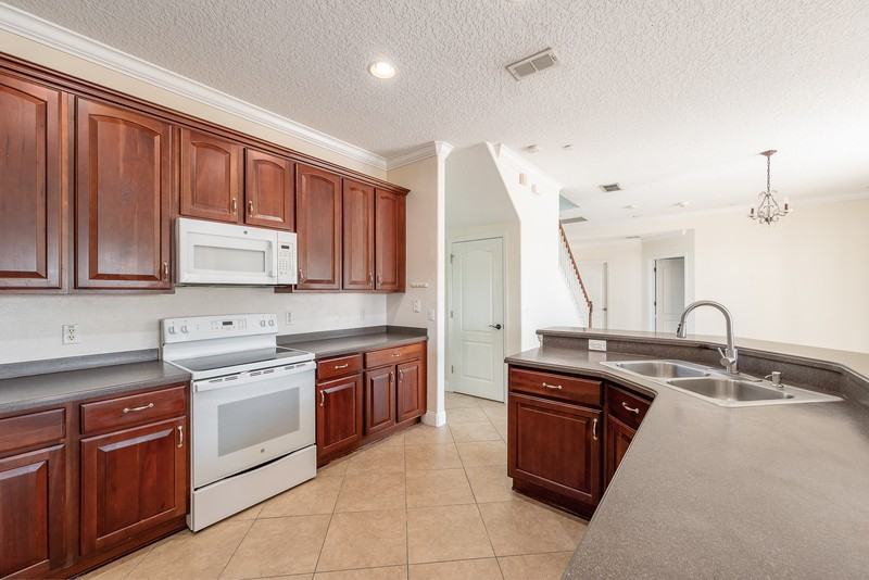 14644 Cableshire Way - Photo 5 of 32