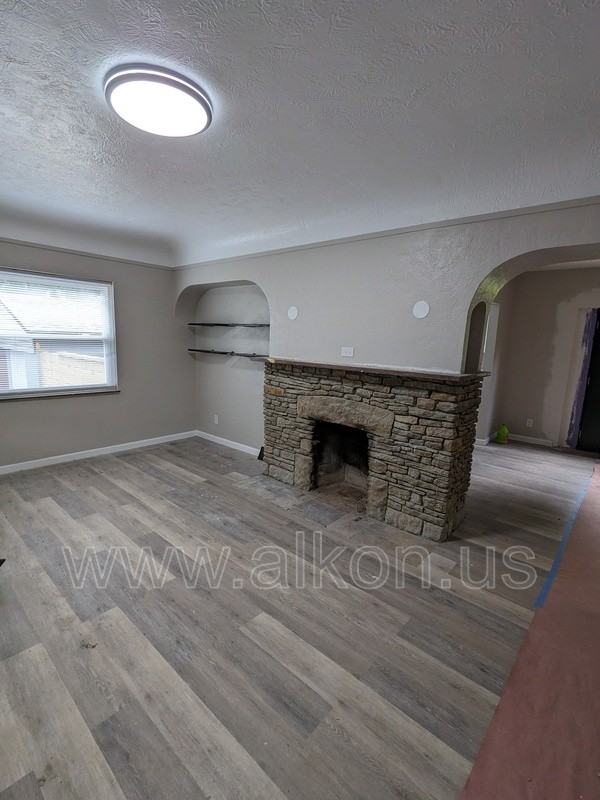 998 Clifton Rd - Photo 2 of 5