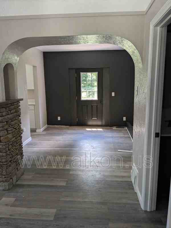 998 Clifton Rd - Photo 3 of 5