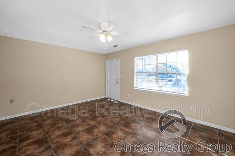 2705 18th Ave #2B - Photo 6 of 23