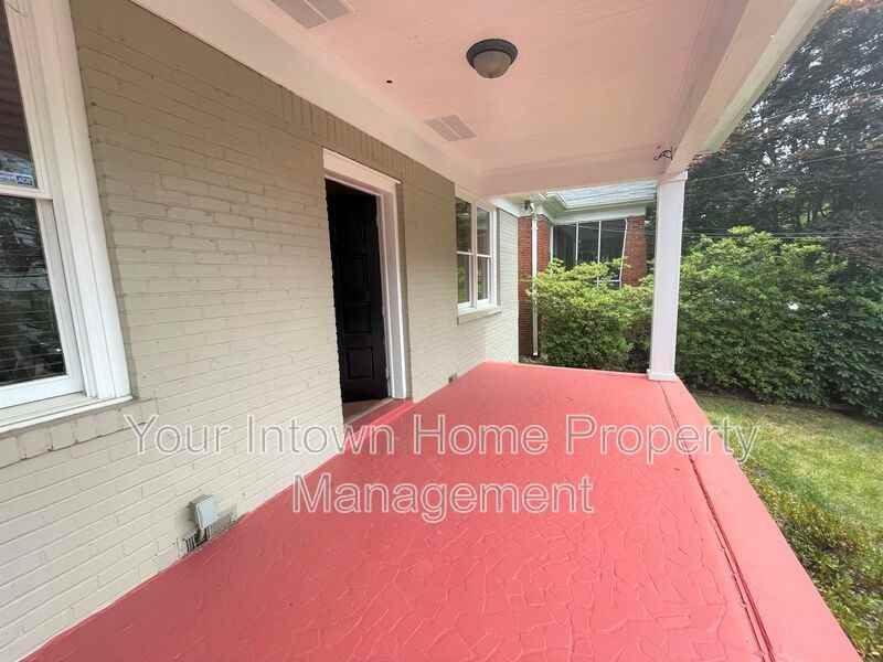 639 Somerset Ter Ne - Photo 2 of 29