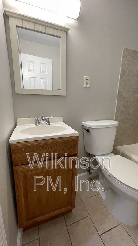 319 2nd Ave #104 - Photo 7 of 7