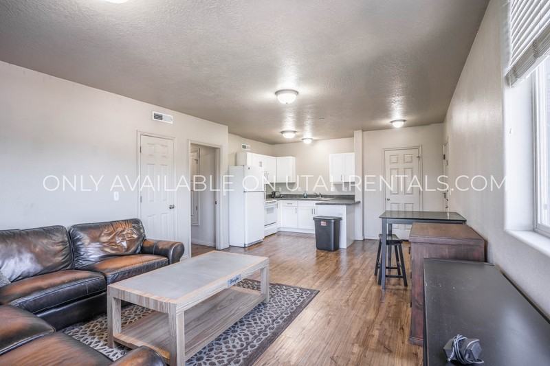 878 E Street #D2-1 - Photo 3 of 38