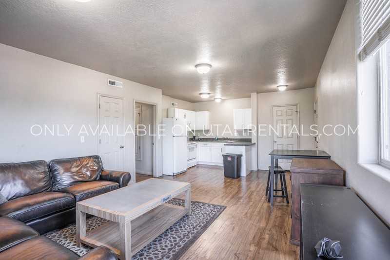 871 En #J2-4 - Photo 3 of 20