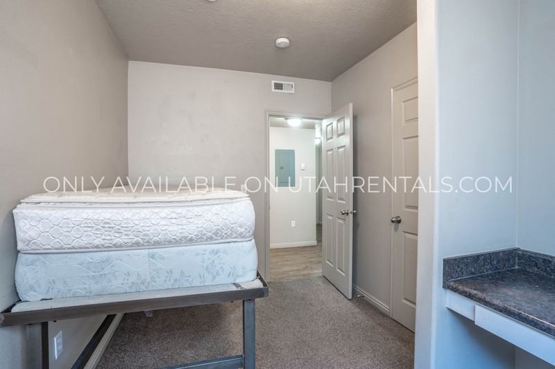 843 En #L2-1 - Photo 4 of 35