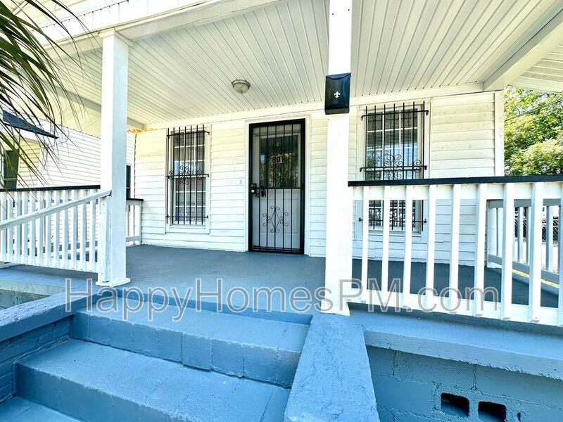 801 Meeting St - Photo 2 of 21