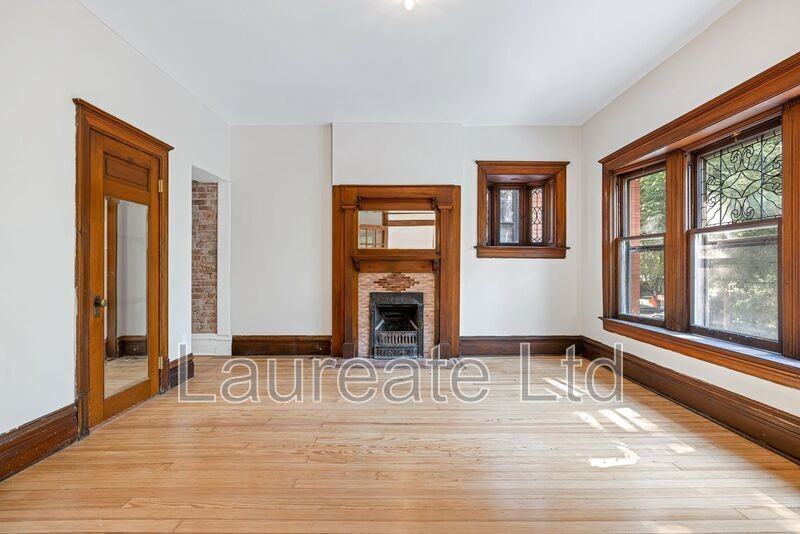 1126 Lafayette St #2 - Photo 3 of 11