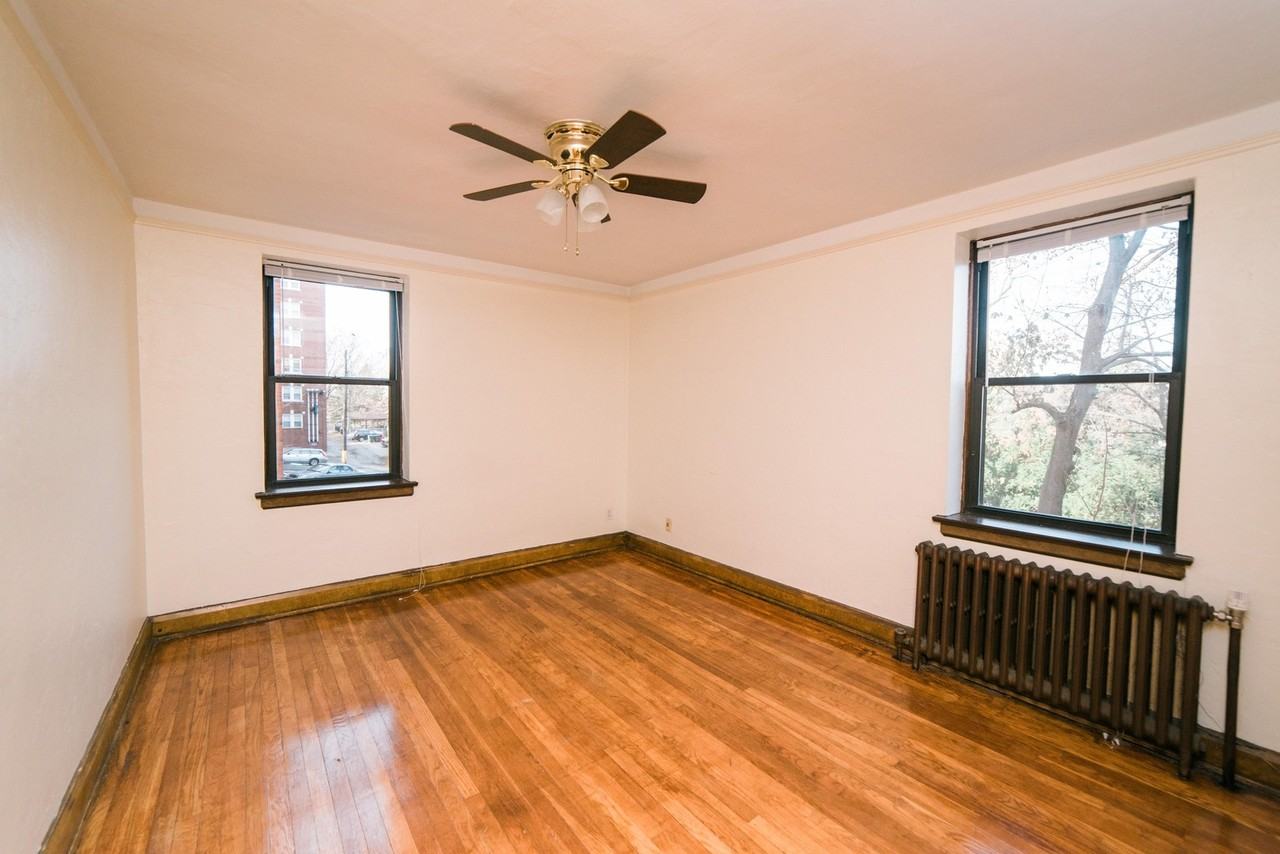 Apartments on Academy - Photo 6 of 18