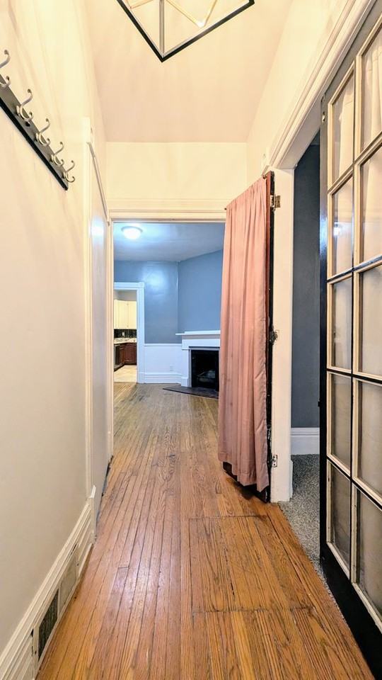 W Vine St 213 - Photo 2 of 19