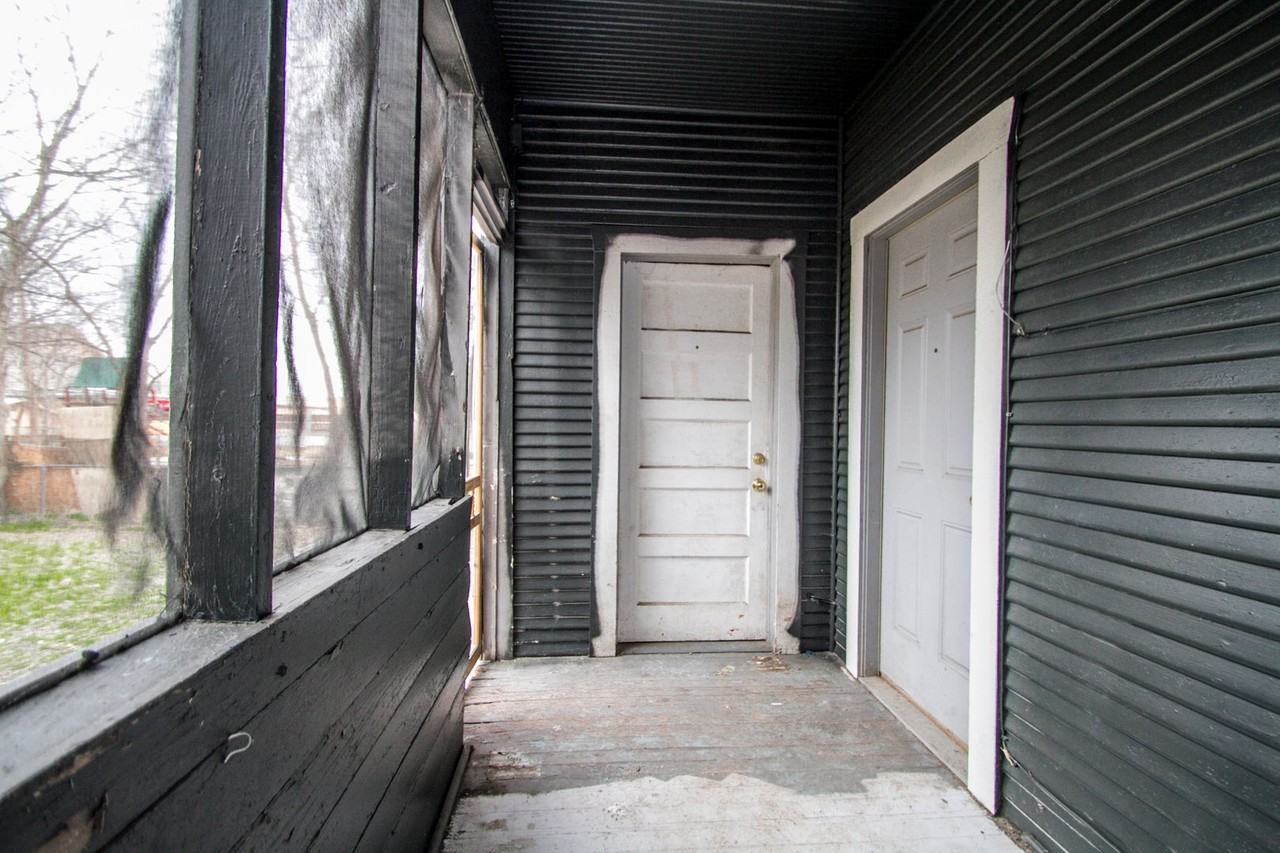 1727 Nolan St - Photo 5 of 20