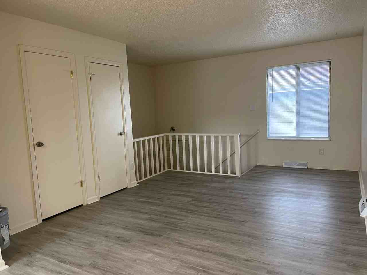 Quaint Updated 2bd/1.5 Bath Townhome with Car Port Avail NOW! - Photo 2 of 7