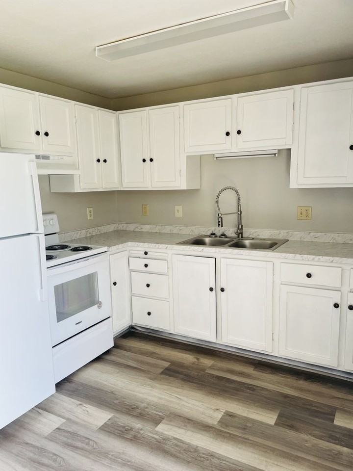 211-221 Maple - Photo 5 of 19