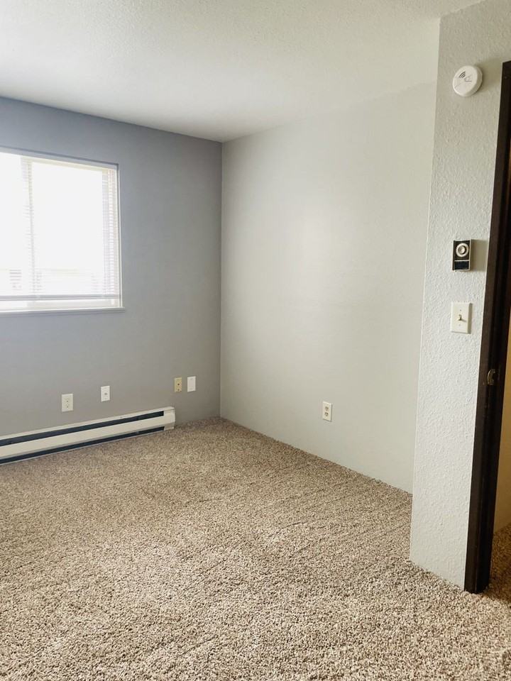 211-221 Maple - Photo 6 of 19