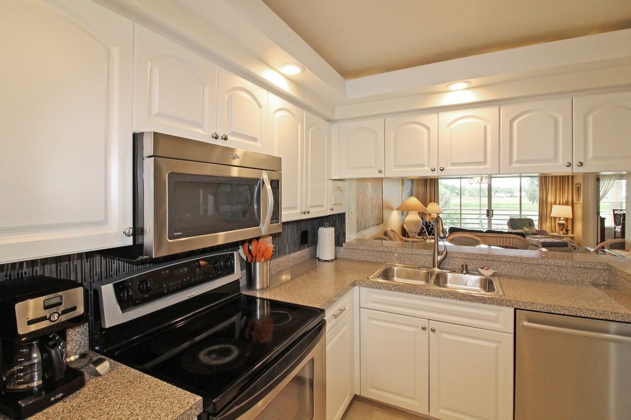 928 Wexford Blvd - Photo 2 of 11