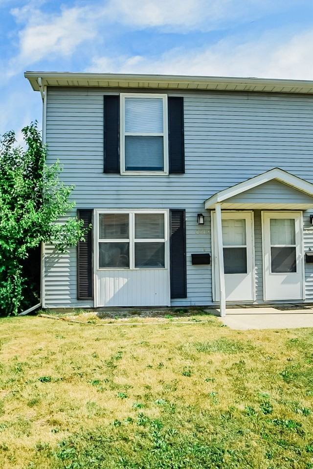 2225 Yorktowne Dr - Photo 2 of 21