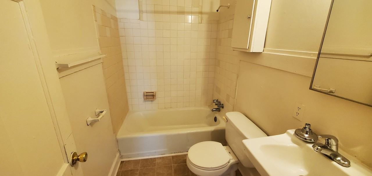 1213 Water St - Photo 7 of 7