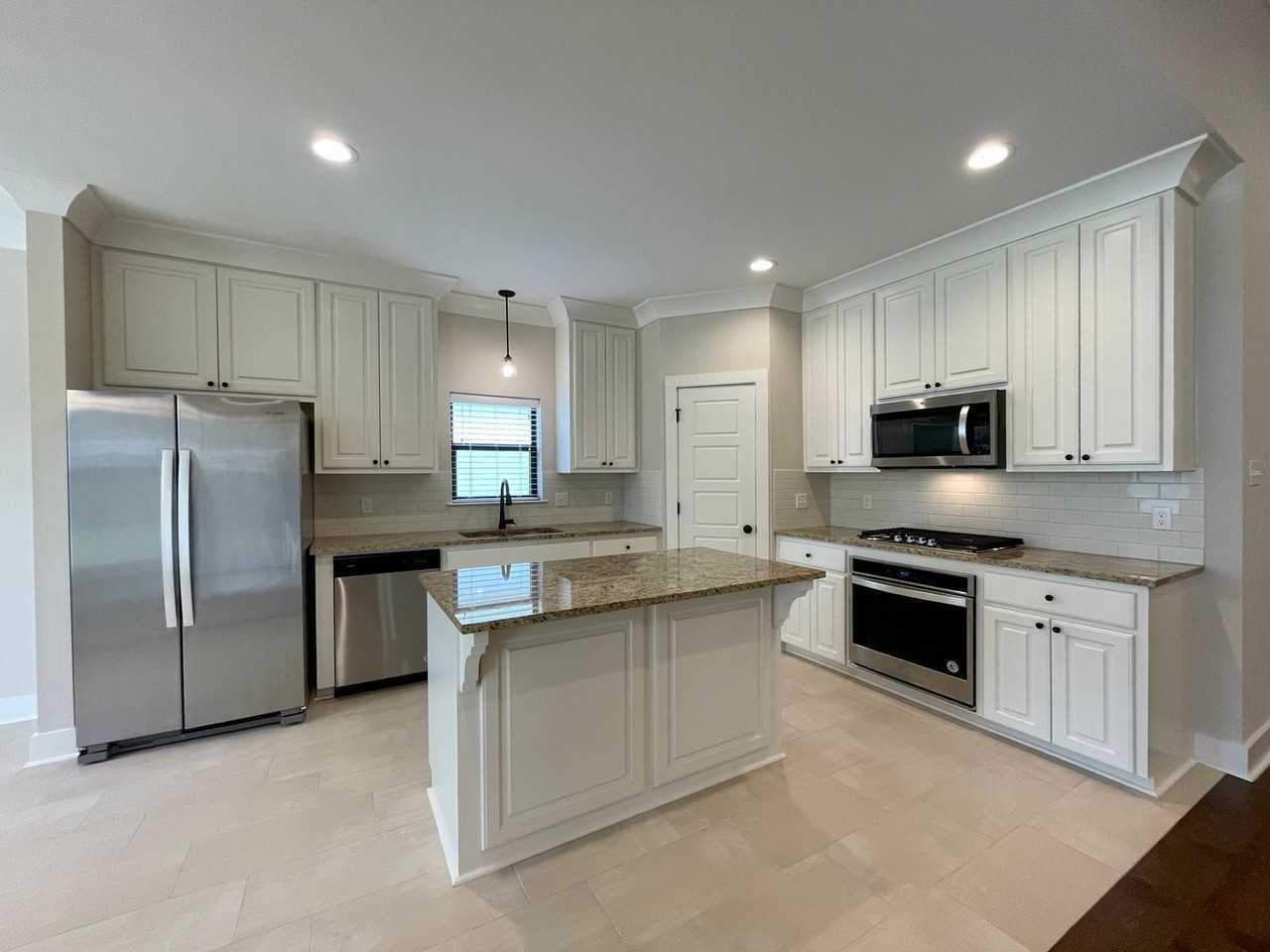 16512 Villa Brielle Ave - Photo 5 of 19