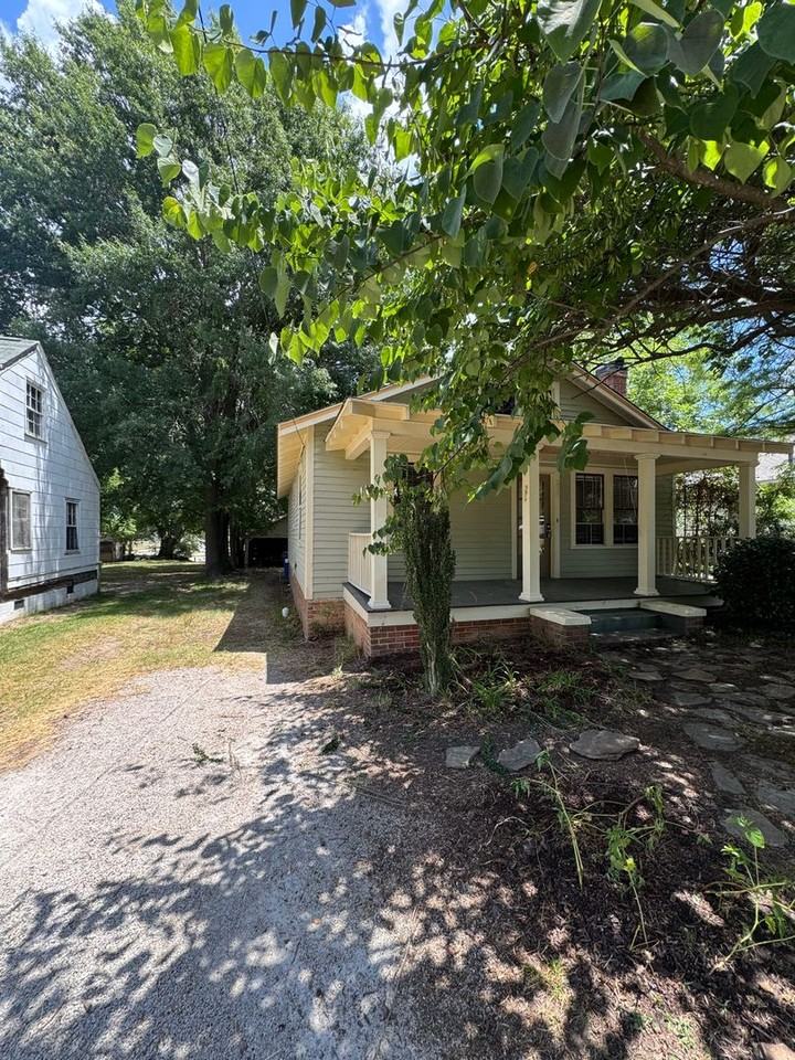 212 Grand Ave - Photo 3 of 30