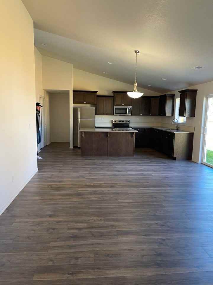 940 N Park Ave - Photo 2 of 15