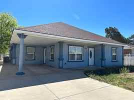 featured image of 746 N Williams St #A