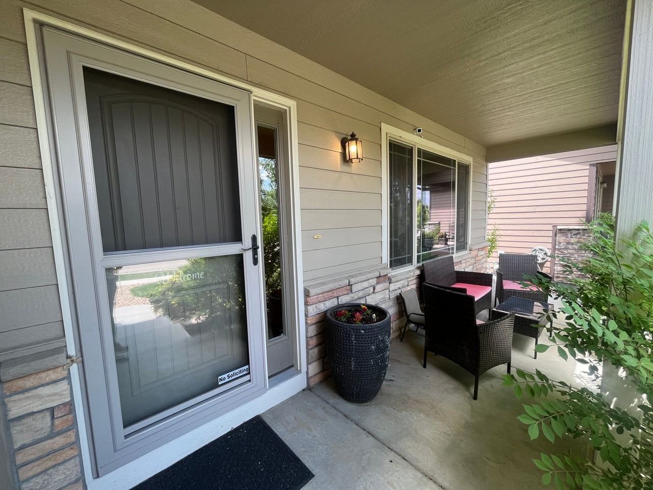 1612 Alpine Ave - Photo 2 of 34