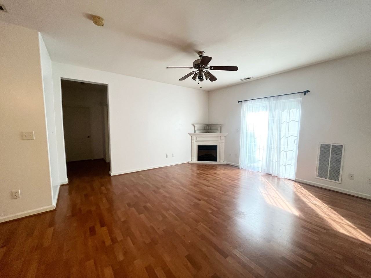 406 Osprey Cove - Photo 3 of 13