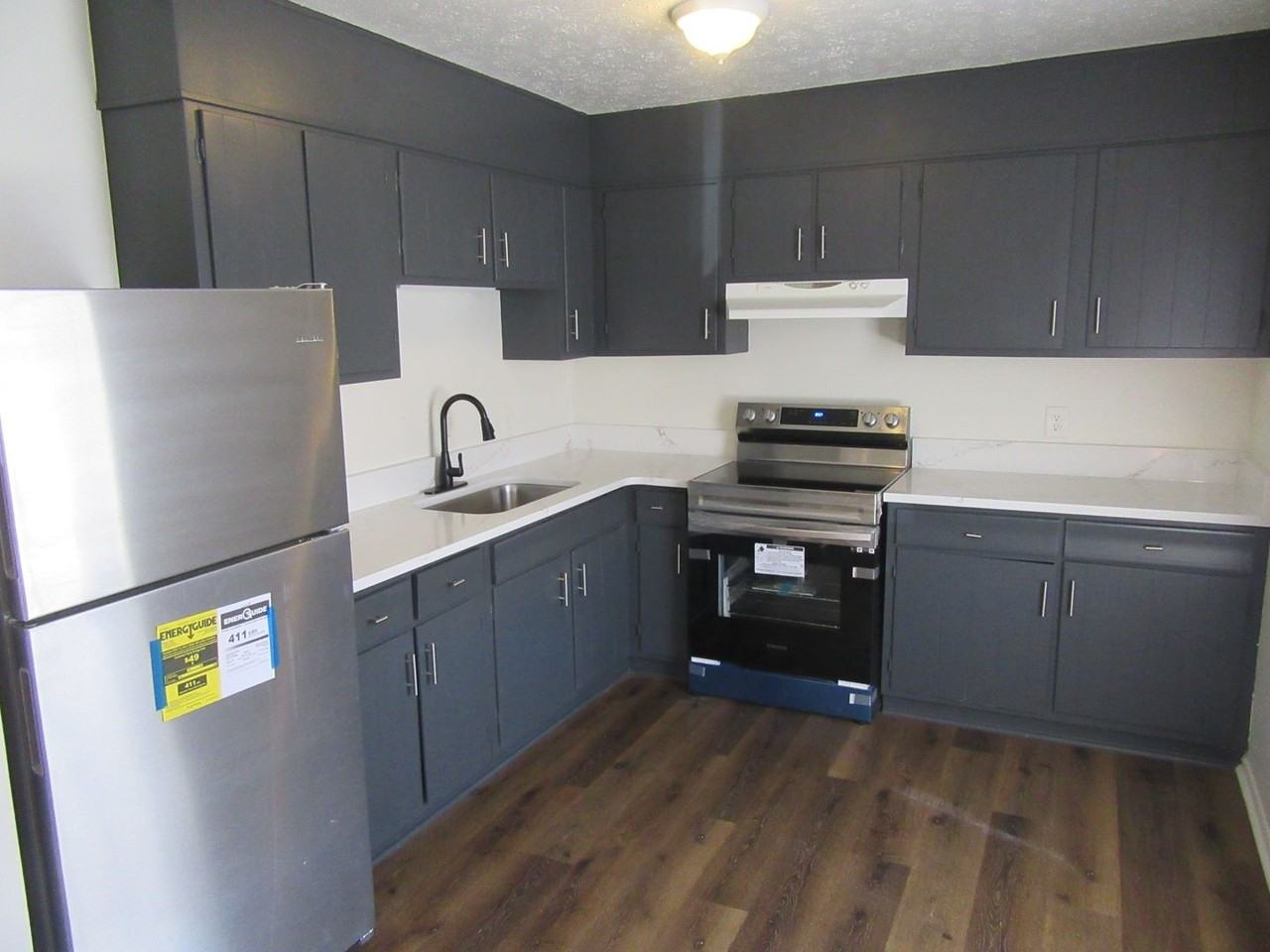 2814 N Panama Ave #6 - Photo 2 of 10