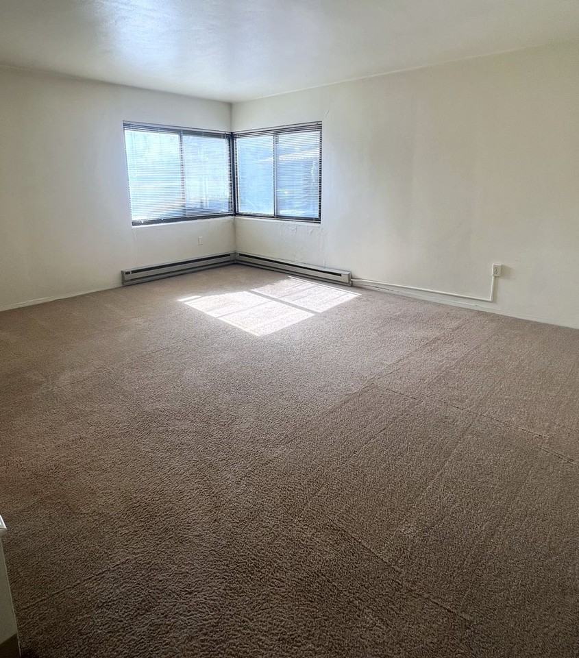 Corvallis Plaza - Photo 5 of 12