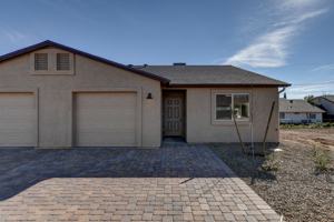 featured image of 3013 N Corrine Dr