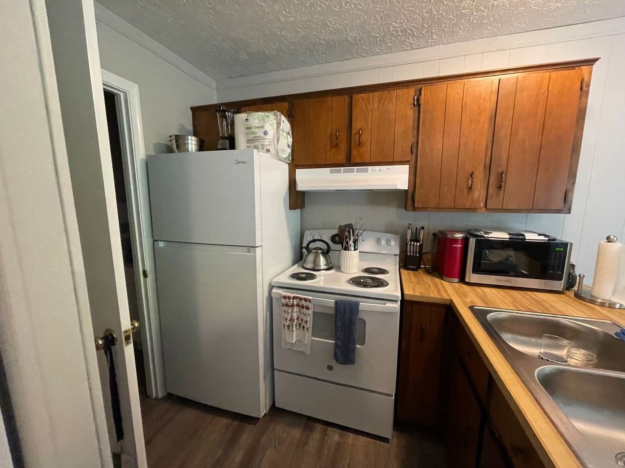 74 Patricia Drive - Photo 2 of 2