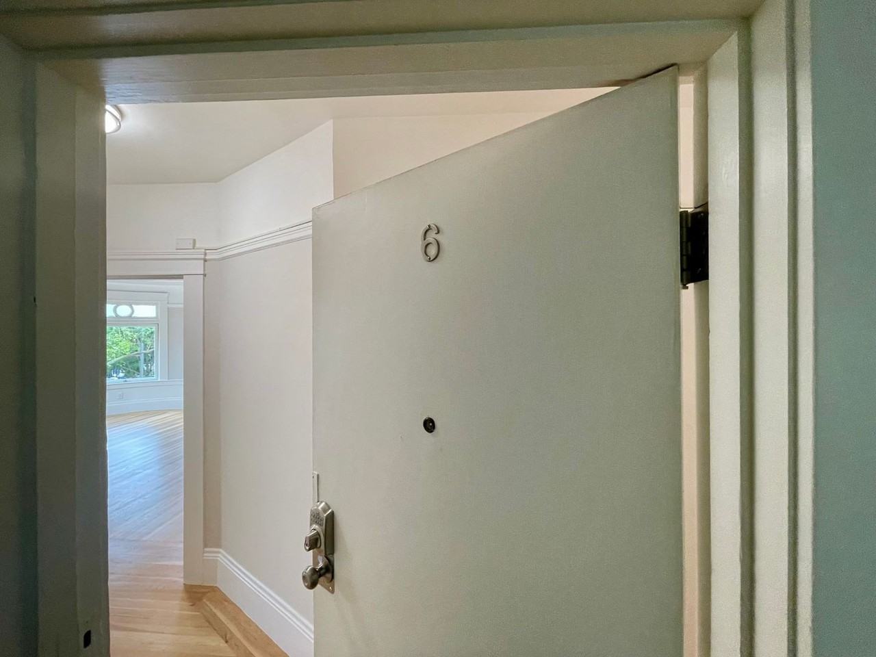 2107 Pierce Street - Photo 2 of 19