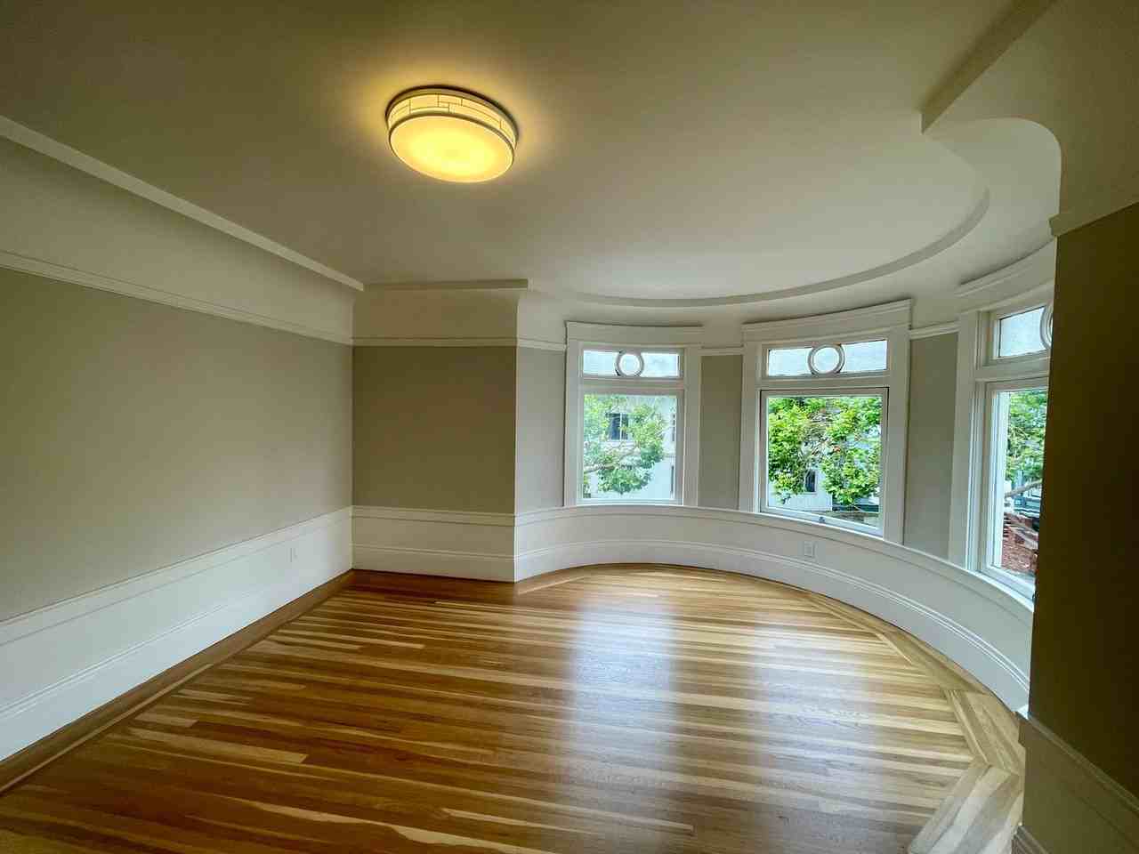 2107 Pierce Street - Photo 3 of 19