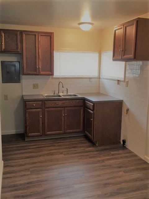 ROANOKE DUPLEX, 345 N. - Photo 2 of 7