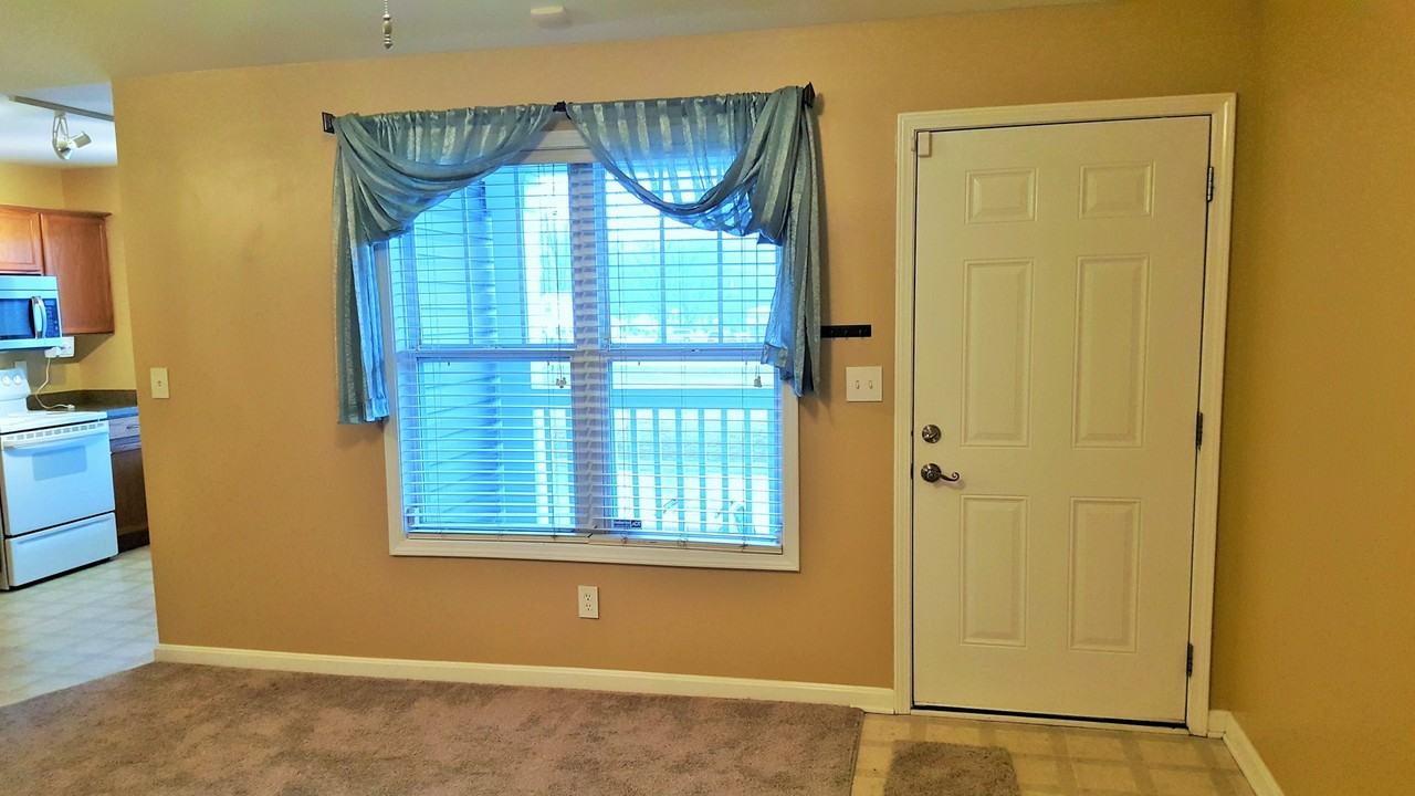 9005 Falcon Crest Ct - Photo 2 of 46