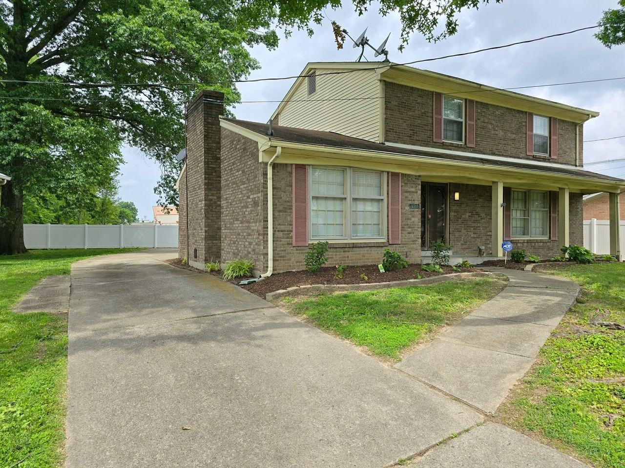 4515 Lambert Rd - Photo 2 of 50