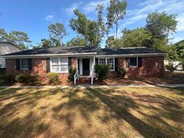 featured image of 801 Montclair Dr