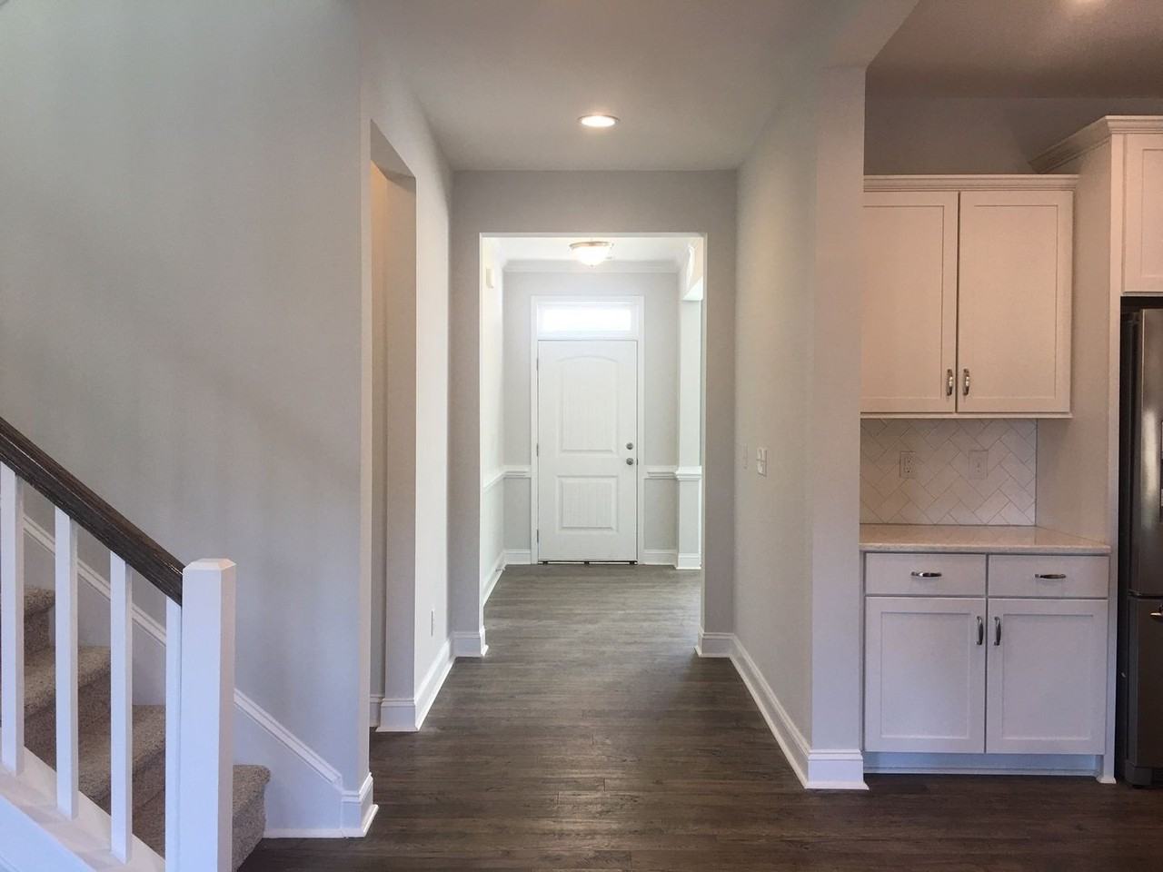 1341 Goldengrove Ln - Photo 3 of 36