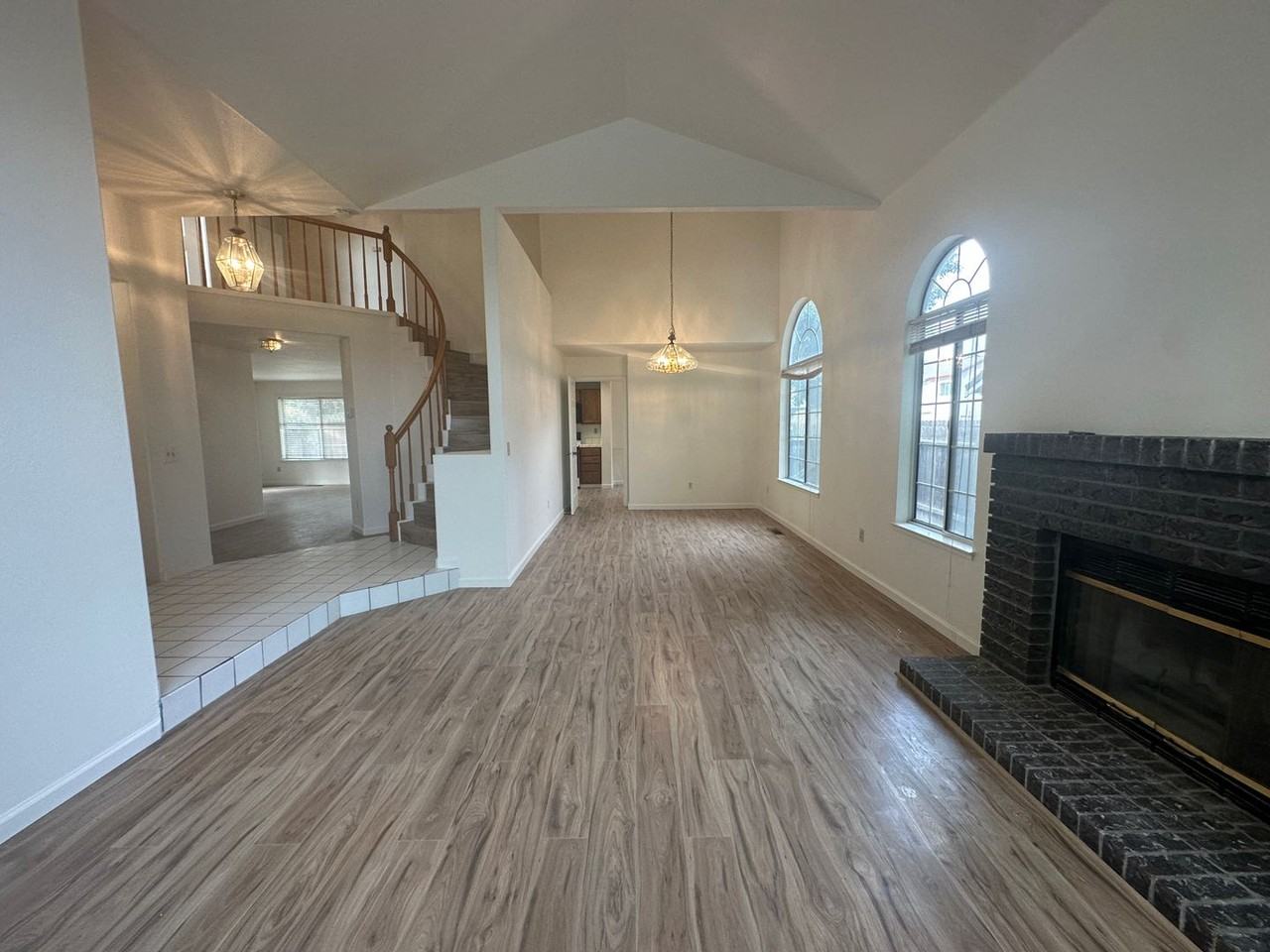 1149 Stoneglen Dr - Photo 2 of 31